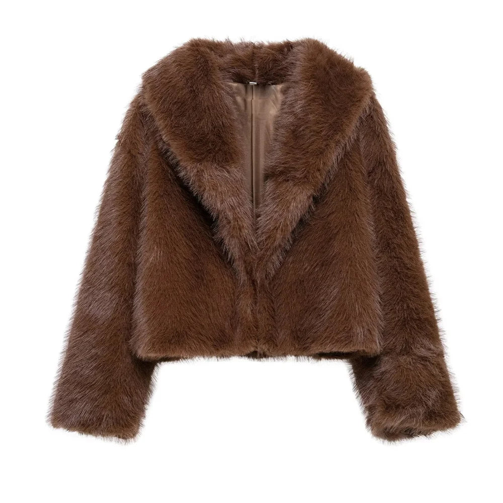Exquisite loose fur short coar  long sleeved warm coat for women