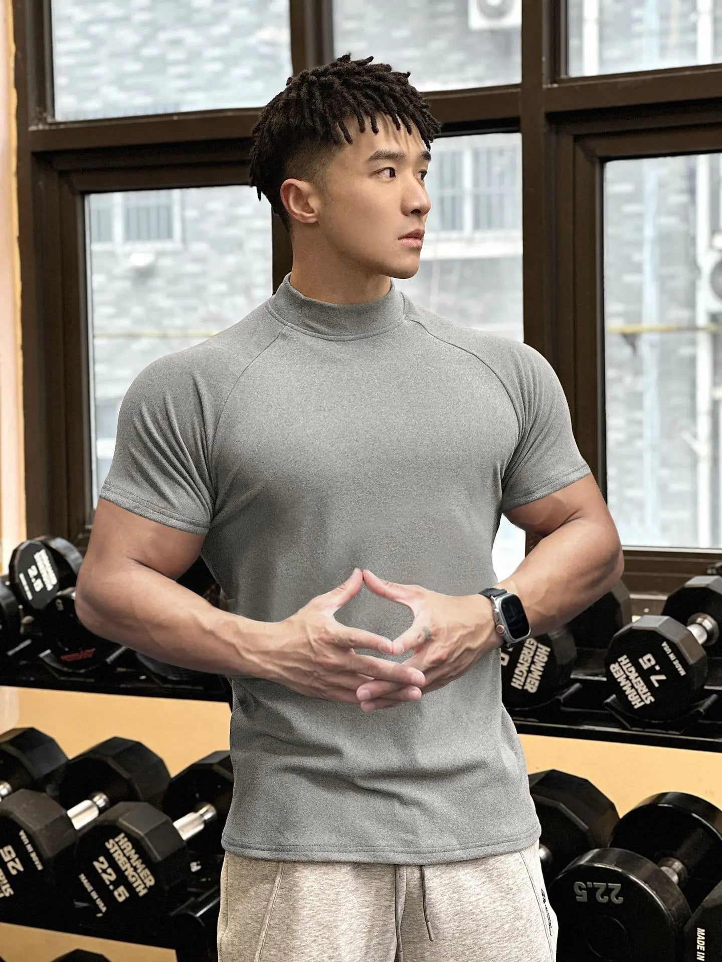 New autumn and winter fitness brothers sports men's T-shirt de velvet round neck running short sleeve men high neck casual shirt
