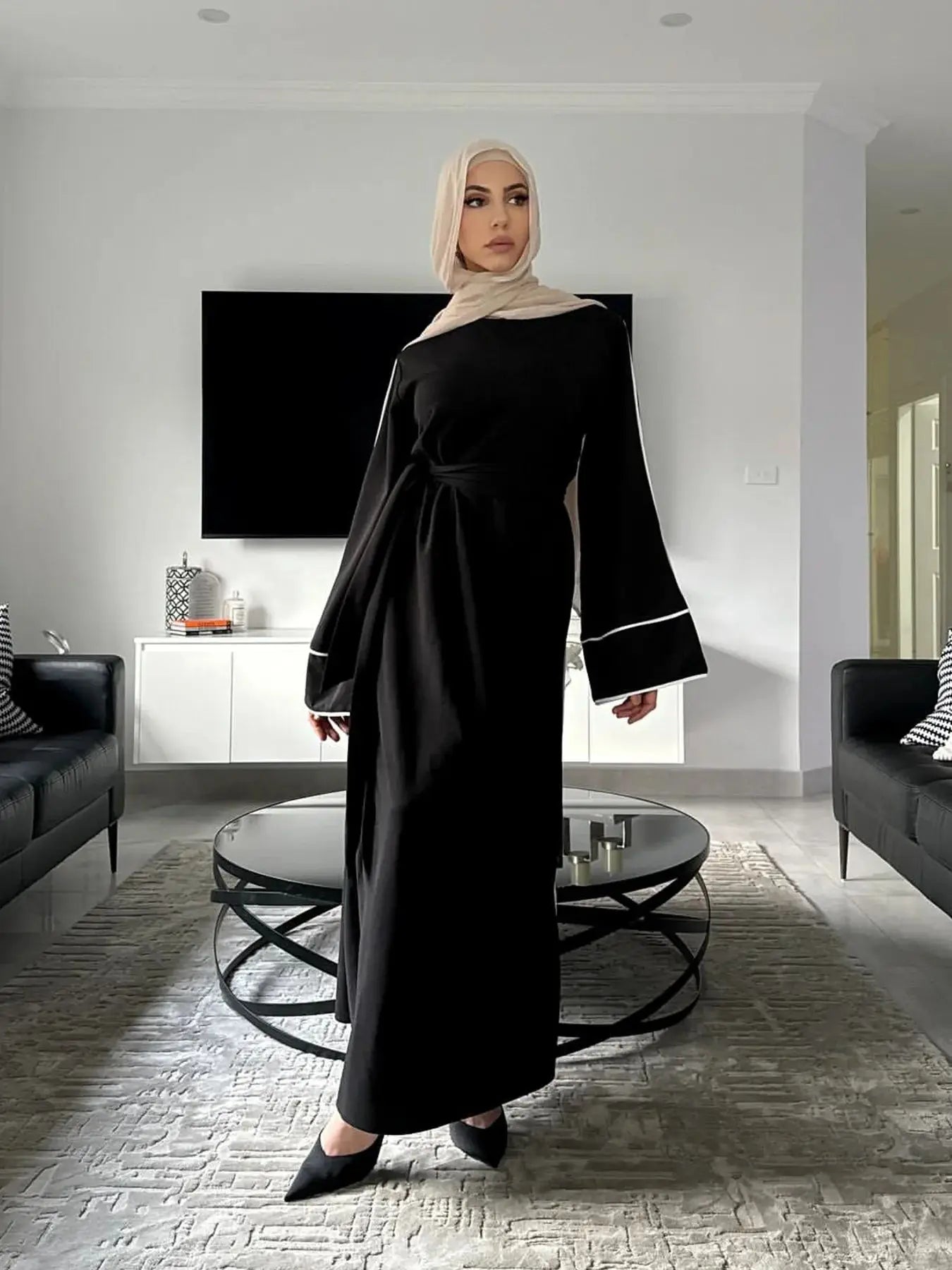 New Green Kaftan Abaya Wear Belted Design Catering to Islamic Modest Style in  Daily Life