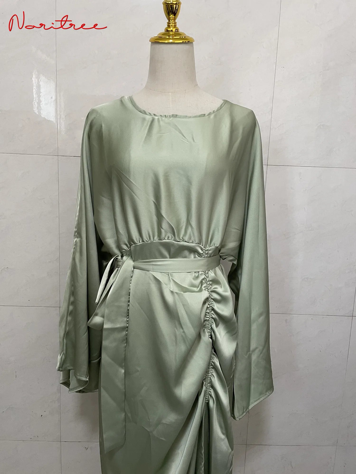 Ramadan Eid Djellaba Feminine Muslim Dress Dubai Shiny Soft Silky Abaya Dubai Turkey Muslim Islam Abayas Robe with belt WY805
