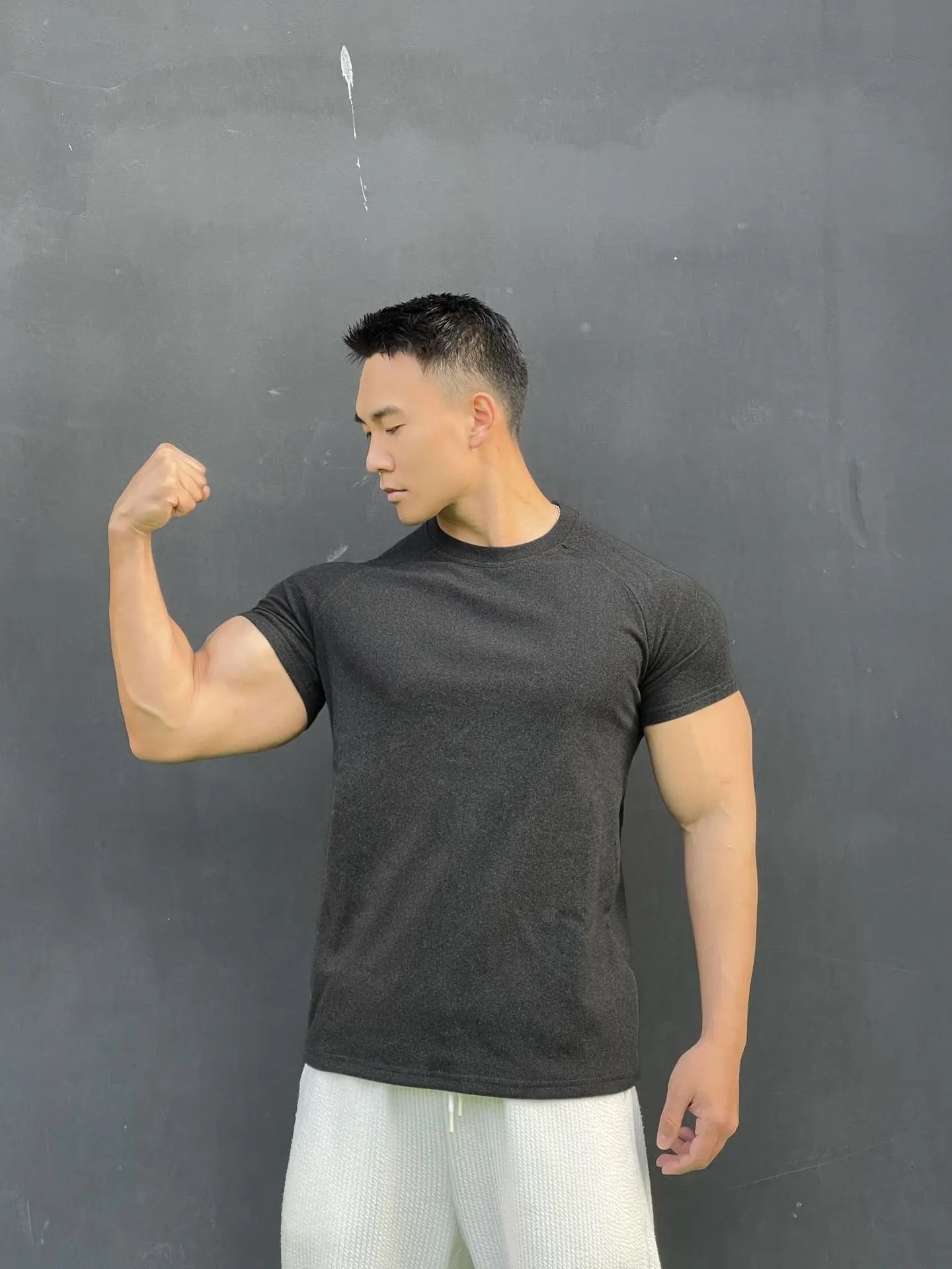 New autumn and winter fitness brothers sports men's T-shirt de velvet round neck running short sleeve men high neck casual shirt