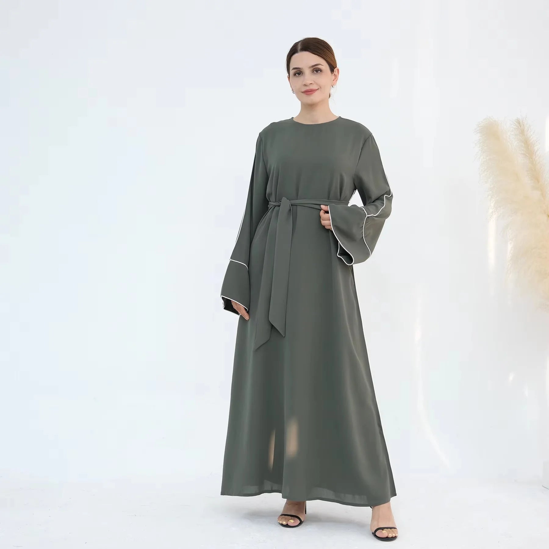 New Green Kaftan Abaya Wear Belted Design Catering to Islamic Modest Style in  Daily Life