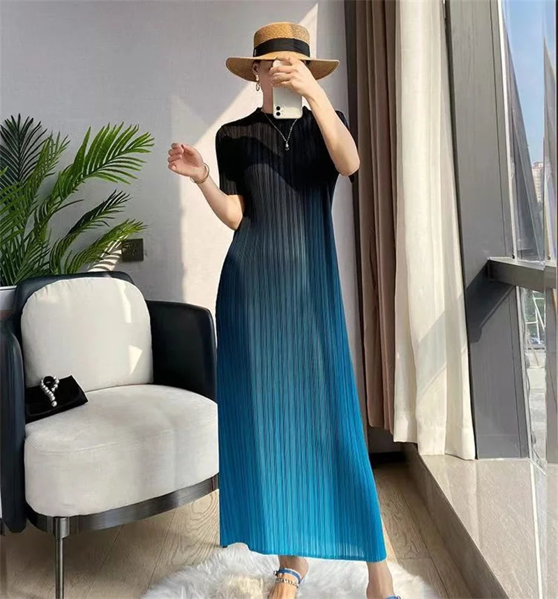 Long Dresses Elegant Party Dresses Woman Miyake Pleated Dress Female Gradient Long Loose Fashion Stitching Drape Bottoming Dress