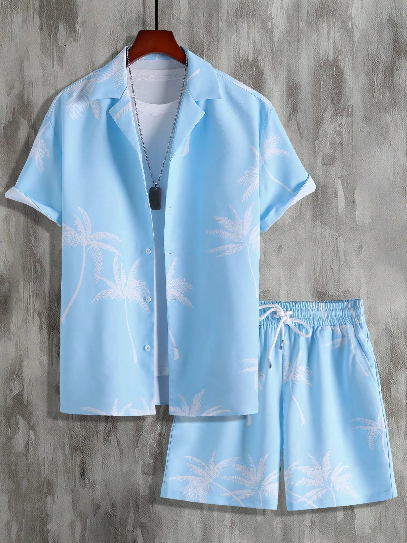 Hawaiian Coconut Tree Print Men's Shirt and Shorts Two-Piece Set Casual Vacation Men's Shirt Set Short Sleeve Button Shirt