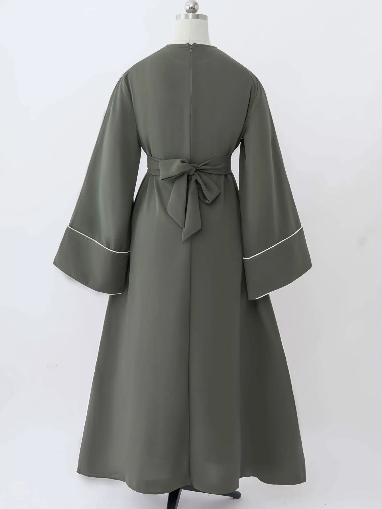 New Green Kaftan Abaya Wear Belted Design Catering to Islamic Modest Style in  Daily Life