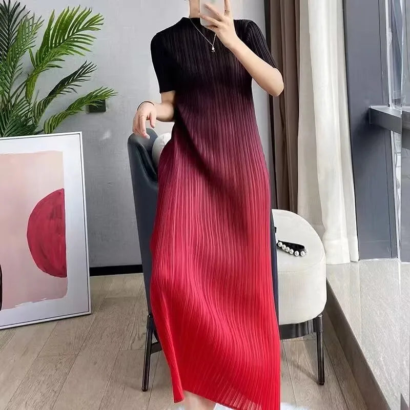 Long Dresses Elegant Party Dresses Woman Miyake Pleated Dress Female Gradient Long Loose Fashion Stitching Drape Bottoming Dress