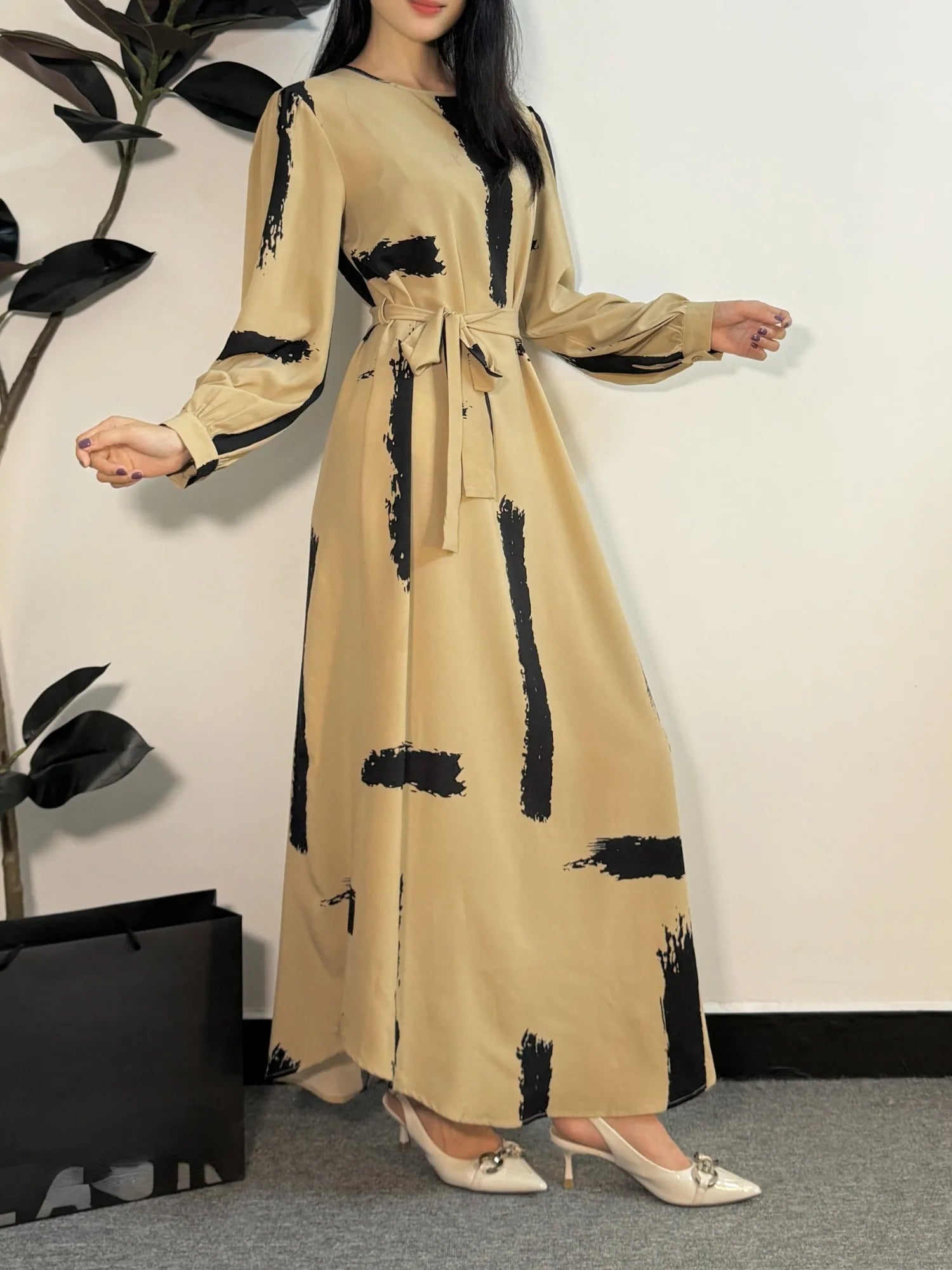 Abayas Fashion Female O-neck Full Sleeve A-line Casual Long Ramadan Maxi Dresses With Belt